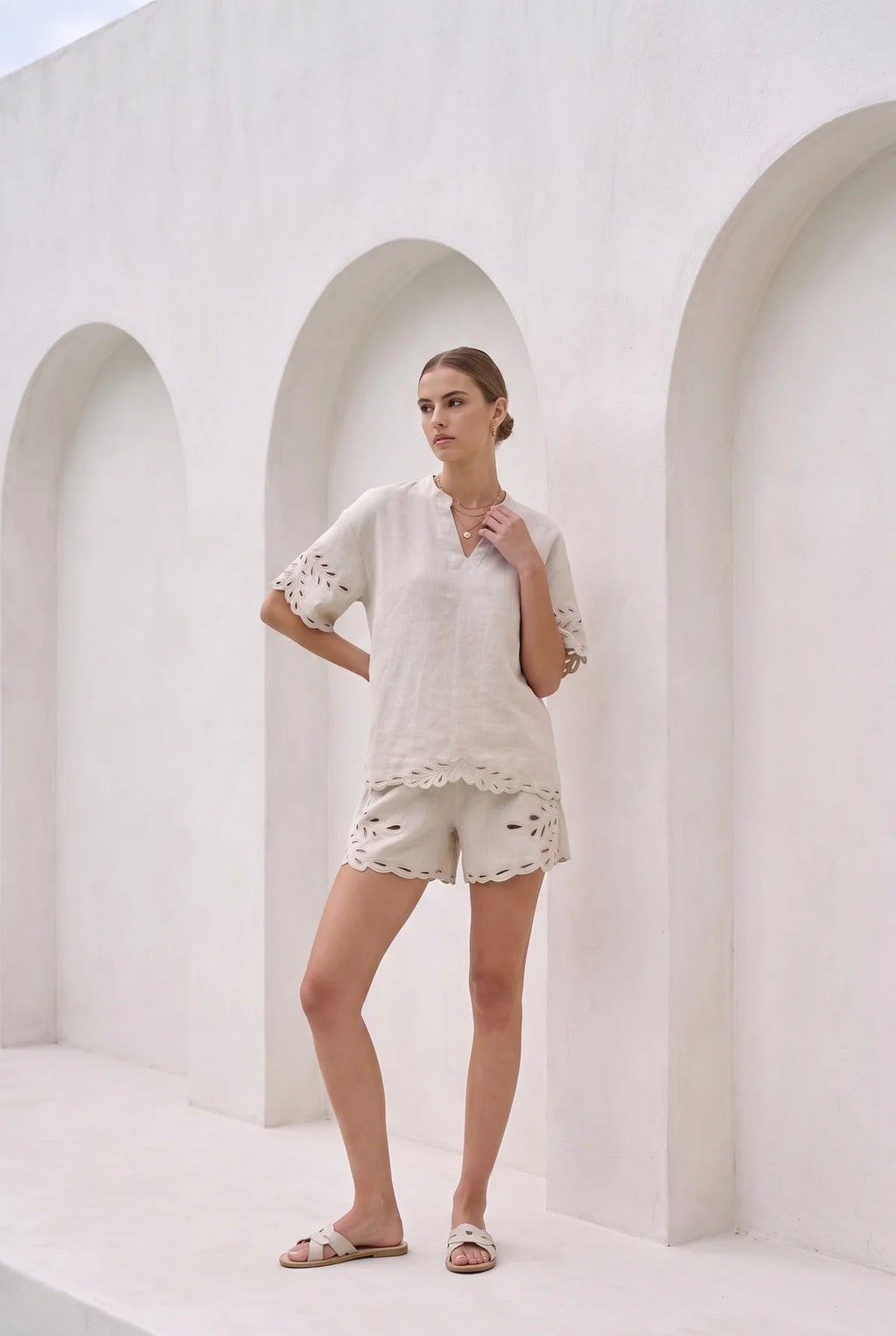IVY EMBROIDERED SHORTS