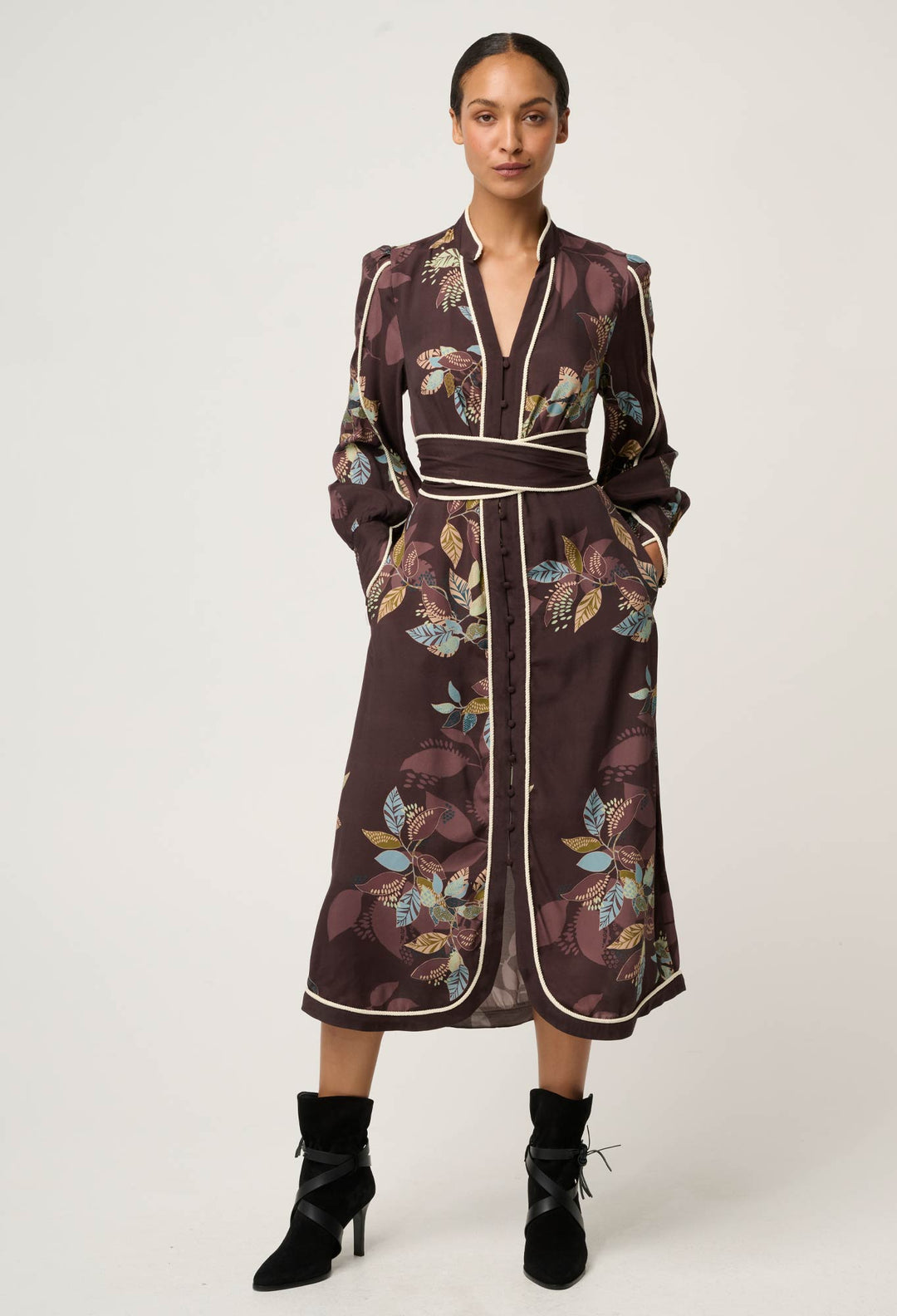 Camille Viscose Faile Curved Hem Dress in Ember Vines