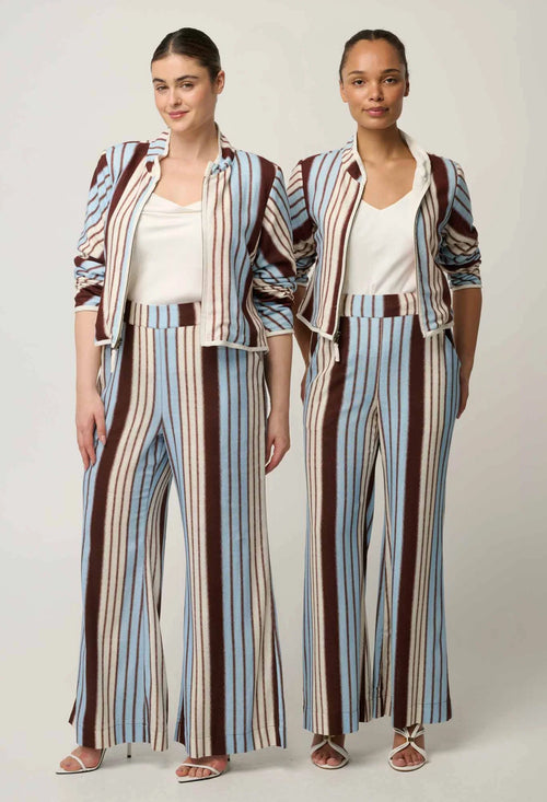 Delray Reversible Linen Viscose Jacket in Nautilus Bloom / Iridescent Stripe