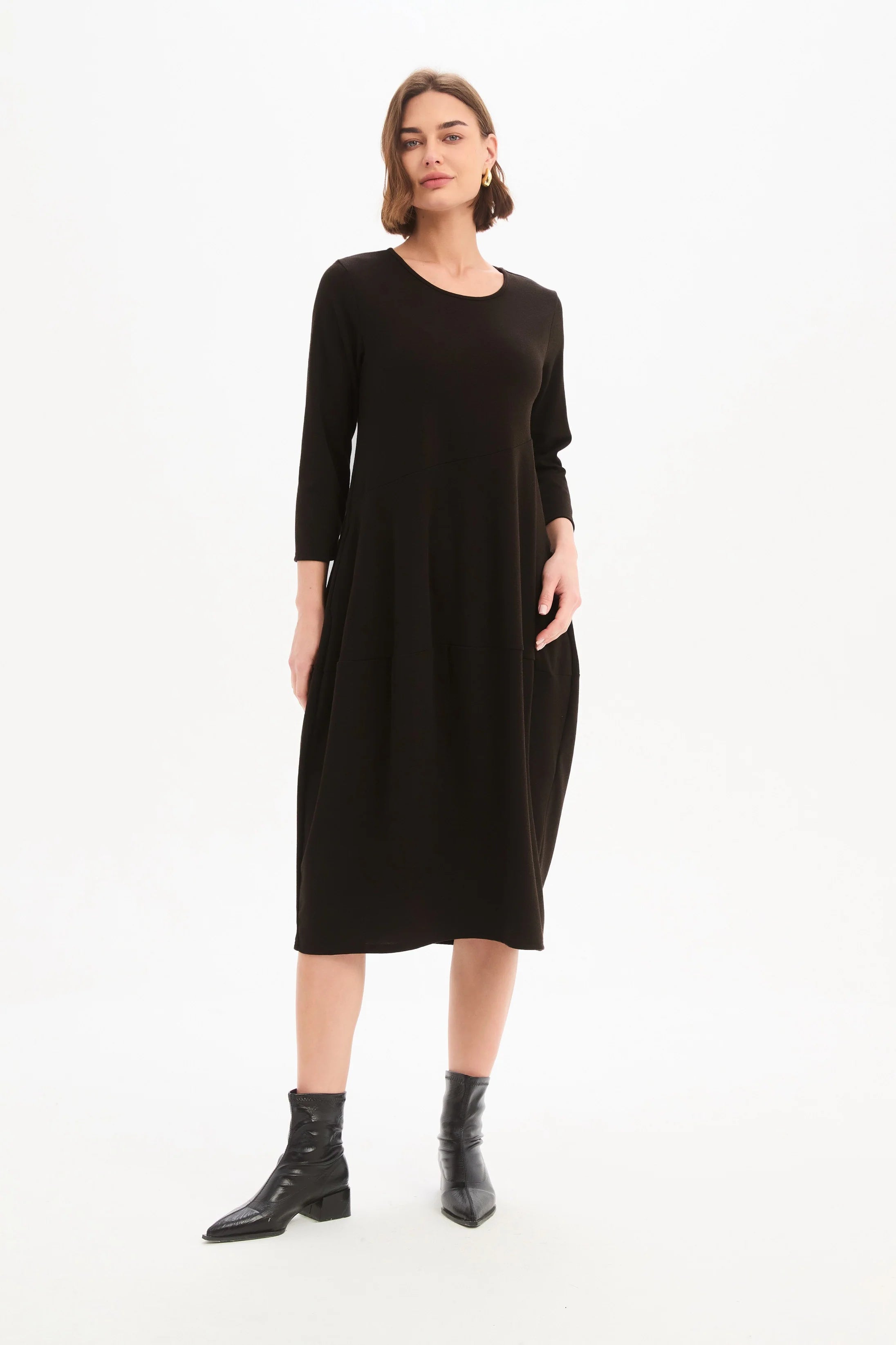 Diagonal Seam Knit Dress